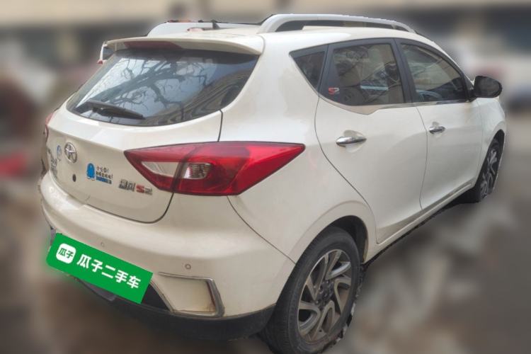 Used  Refine S2 2015 1.5L Manual Luxury Model