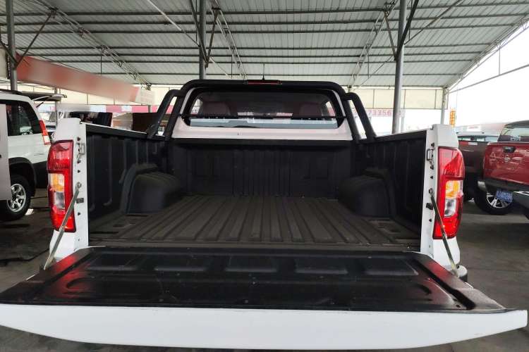 Used Changan Lantop 2023 2.0T Manual 4x4 Diesel Elite Standard Cab
