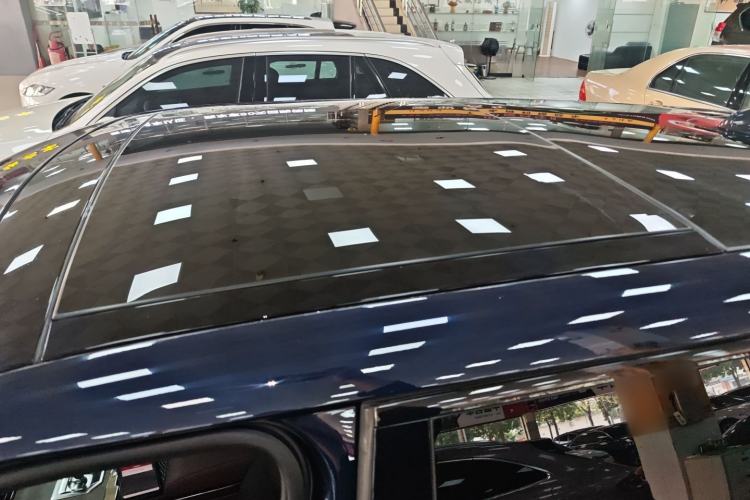 Used Land Rover Range Rover Evoque 2021 Range Rover Velar 249 PS R-Dynamic S Performance Edition