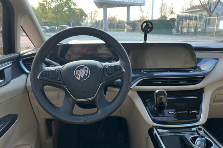 Used Buick GL8 2023 ES Lu Zun Deluxe Model
