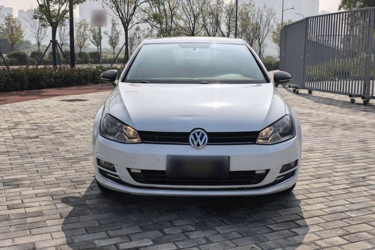 Used Volkswagen Golf 2017 230TSI Automatic Comfort Edition – Celebrating Milestone of One Million Units
