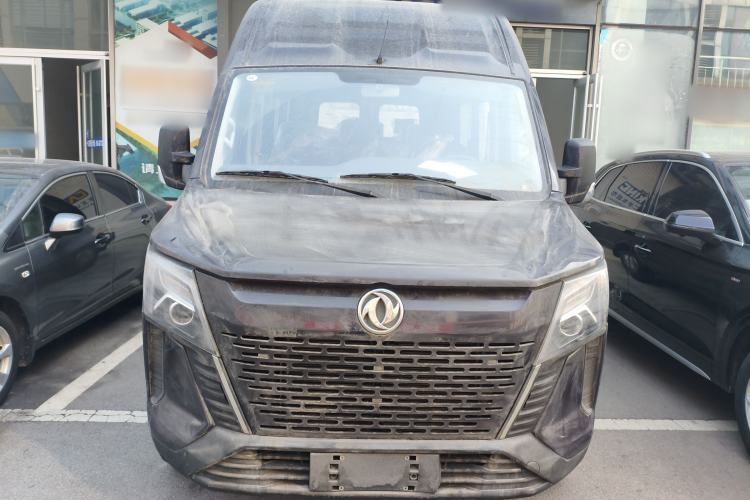 Used  Yufeng 2023 V9+ 2.0T Manual Front-Drive Multi-Function Mid-Roof High-Roof 7/8/9-Seater