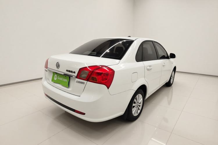 Used Buick Excelle 2015 1.5L Manual Classic Trim
