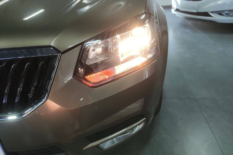 Used Skoda Yeti 2017 TSI280 DSG Advanced Edition
