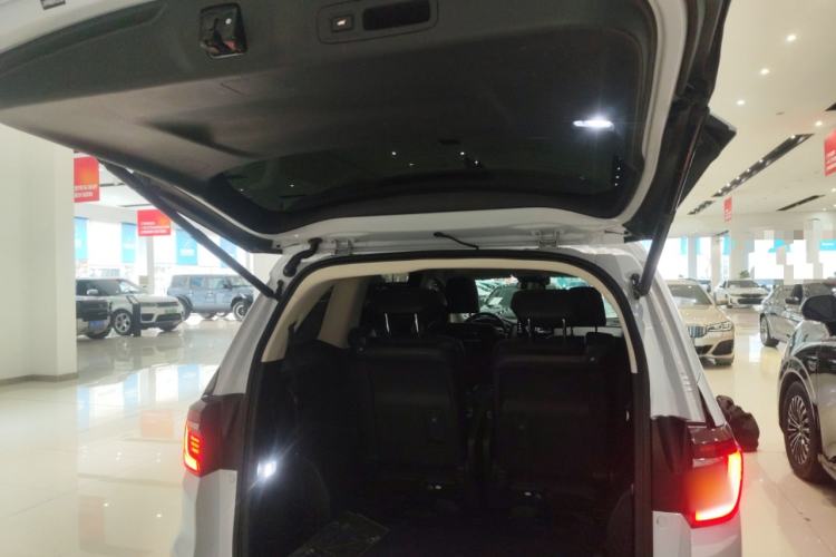 Used Honda Elysion 2024 2.0L eHEV Luxury Edition