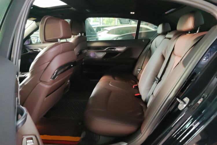 Used BMW 7 Series 2018 730Li Leading Model M Sport Package
