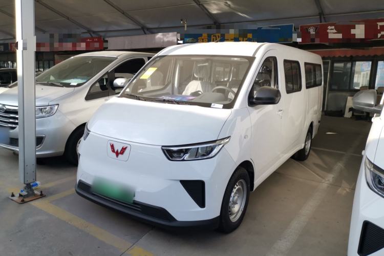 Used Wuling Yangguang 

