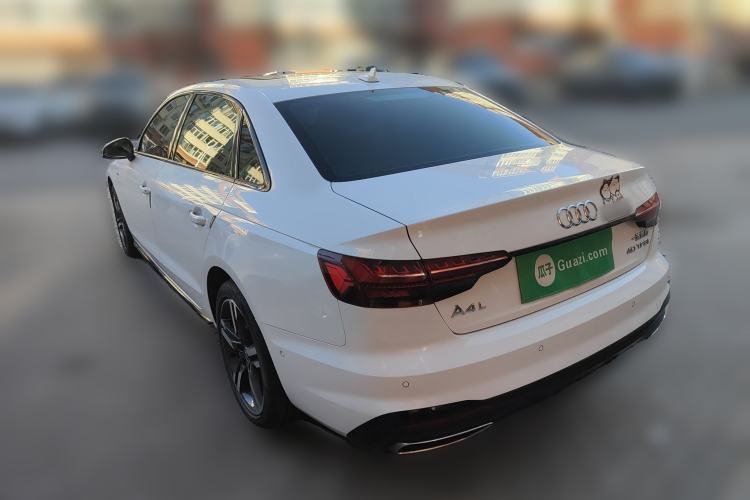 Used Audi A4L 2022 40 TFSI Luxury Dynamic Model