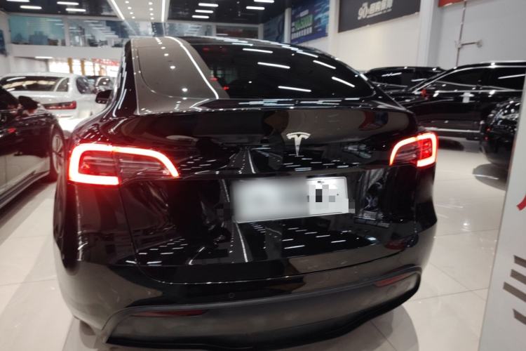 Used Tesla Model Y 2023 Rear-Wheel-Drive Version