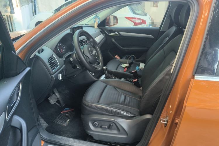 Used Audi Q3 2015 35 TFSI Comfort Model
