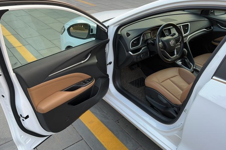 Used Buick Excelle GX 2018 18T Automatic Flagship Model
