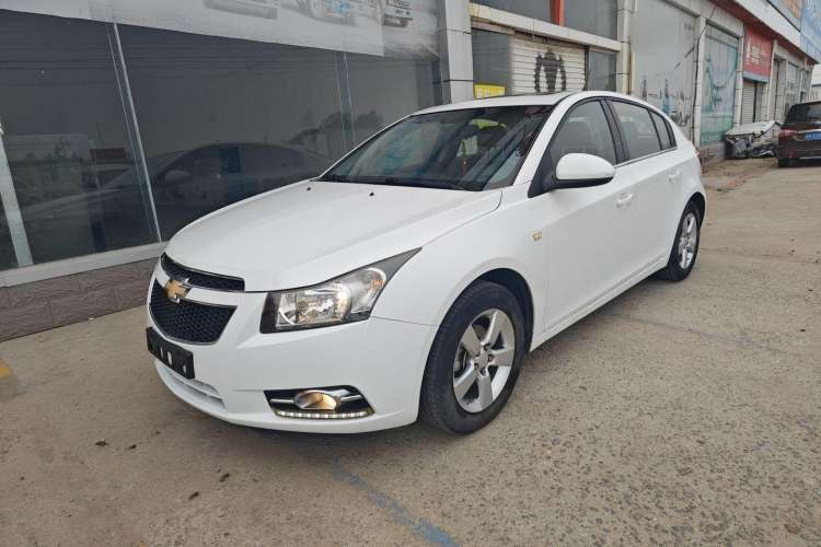 Used Chevrolet Cruze 2013 Hatchback 1.6L Automatic Luxury Model
