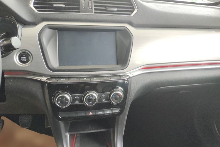 Used Haval H2 2017 Blue Label 1.5T Manual Two-Wheel Drive Elite Model
