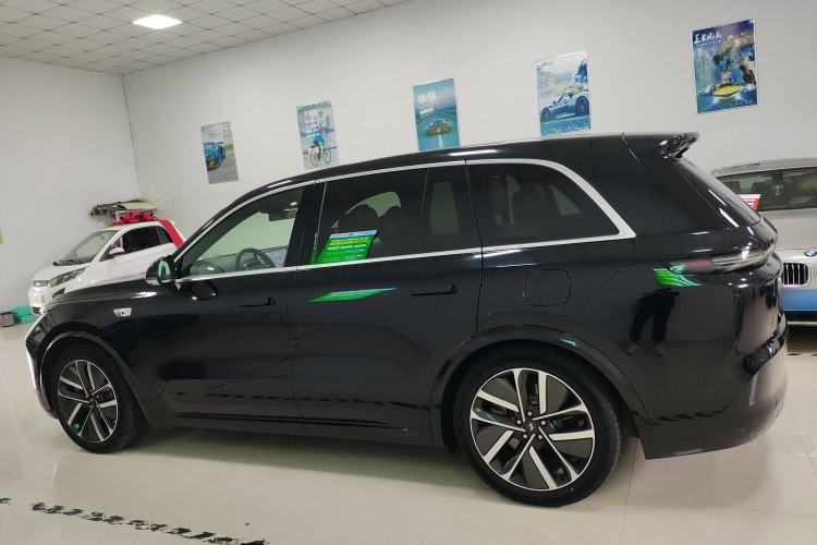 Used Li Auto L8 2023 Pro Model
