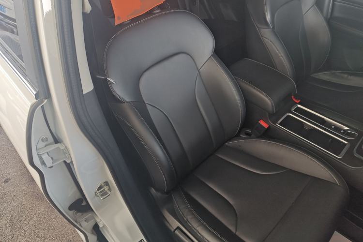 Used Haval M6 2021 PLUS 1.5T DCT Luxury Smart Connectivity Model
