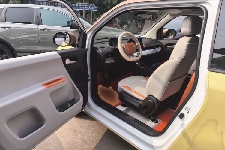 Used  Lumin 2023 301km Honey Dew Edition
