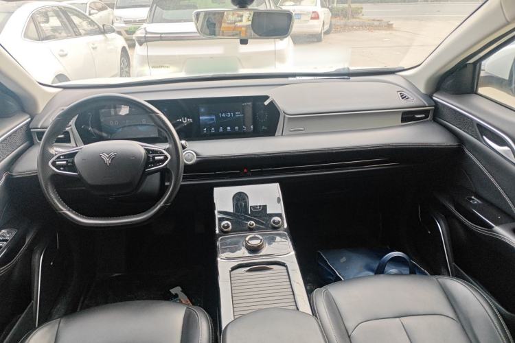 Used NETA U 2023 NETA U-Ⅱ 400 U Show Edition – Lithium Iron Phosphate
