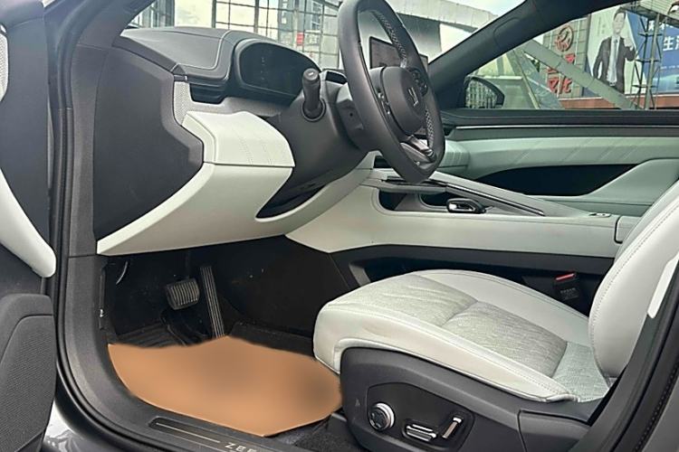 Used Zeekr 001 2024 YOU Edition 100 kWh All-Wheel Drive
