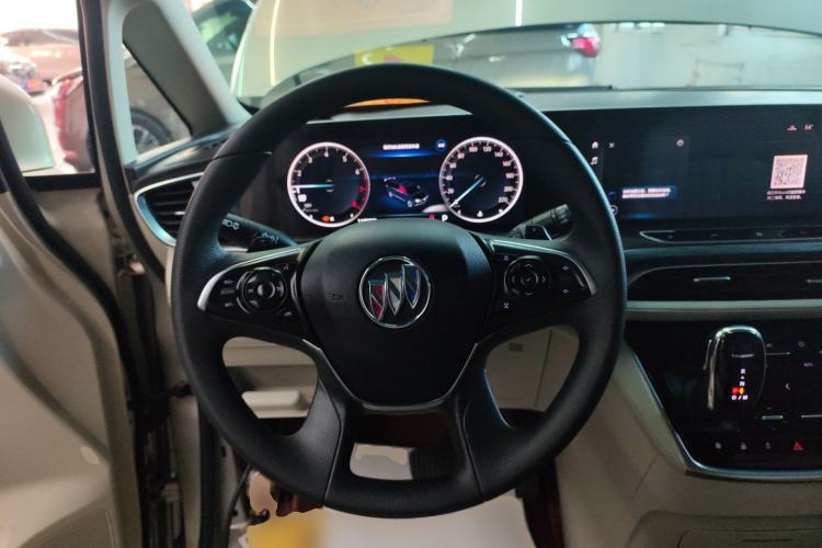 Used Buick GL8 2022 ES Landtrek 653T Comfort Edition