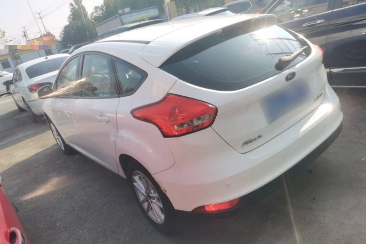 Used Ford Focus 2015 Hatchback 1.6L Automatic Fashion Edition
