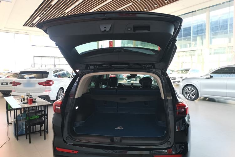 Used Buick Envision 2022 Encore Plus 652T Five-Seat All-Wheel-Drive Luxury Model