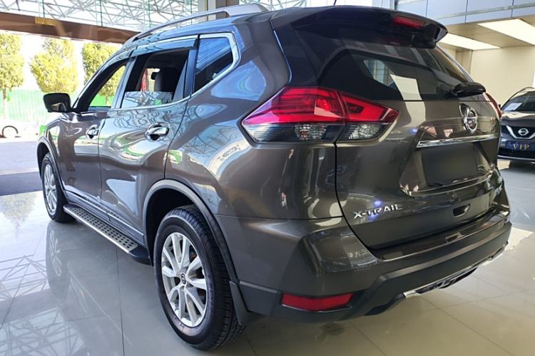 Used Nissan X-Trail 2019 2.0L CVT Smart Connect Comfort Edition 2WD
