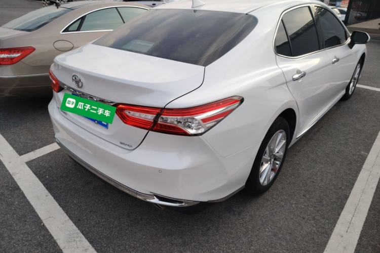 Used Toyota Camry 2023 2.0G Luxury Edition
