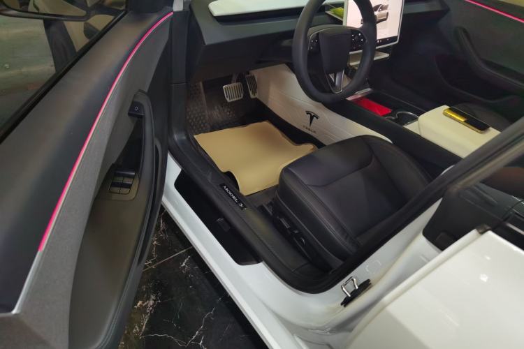 Used Tesla Model 3 2023 Rear-Wheel-Drive Version