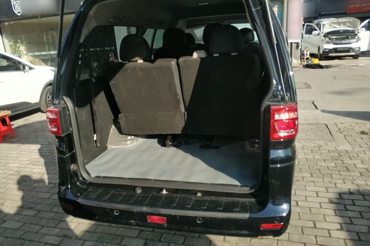 Used FORTHING Lingzhi 2024 M5L 1.5T Manual Base Model 7 Seats