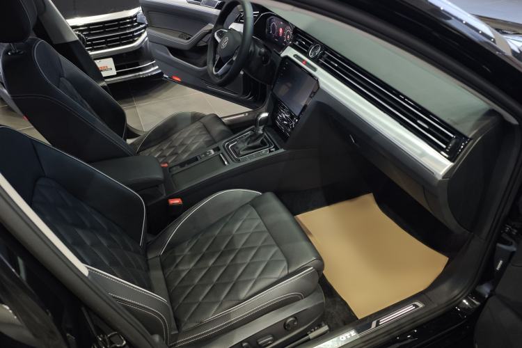 Used Volkswagen Magotan GTE Plug-in Hybrid 2022 GTE Luxury Model
