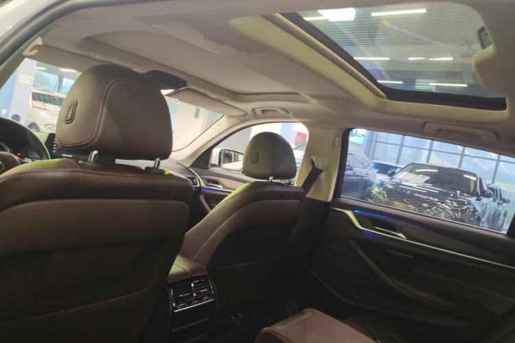 Used BMW 5 Series 2018 530Li Leading Edition Luxury Package