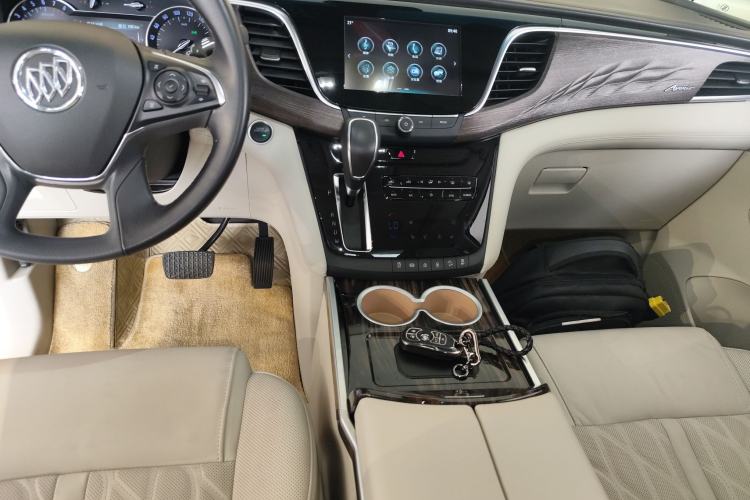 Used Buick GL8 2018 28T Avenir Avia China VI Standard
