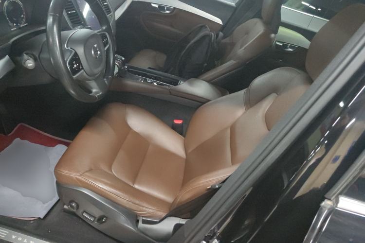 Used Volvo XC90 2019 T5 Zhiyi Edition 5-Seater China VI Standard