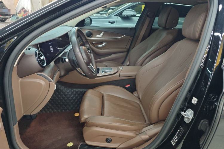 Used Mercedes-Benz E-Class 2019 E 260 L
