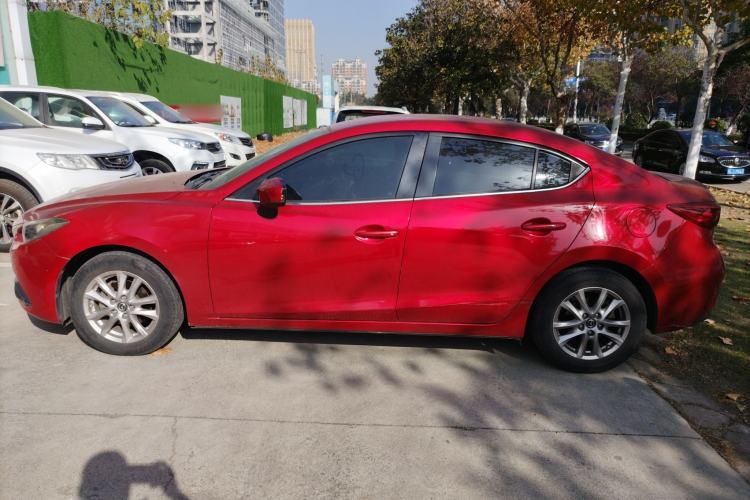 Used Mazda Mazda 3 Axela 2016 Sedan 1.5L Automatic Comfort Model
