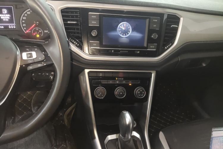 Used Volkswagen T-ROC 2019 230TSI DSG Two-Wheel-Drive Advanced Version China VI Standard
