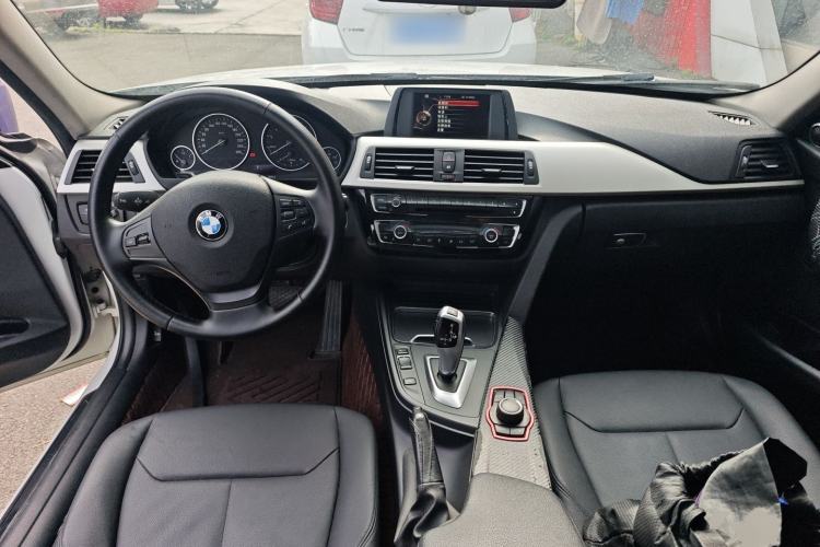 Used BMW 3 Series 2016 316i Fashion Model