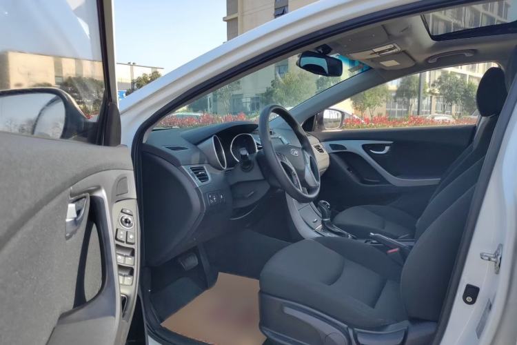 Used Hyundai Elantra 2016 1.6L Automatic Prestige Edition
