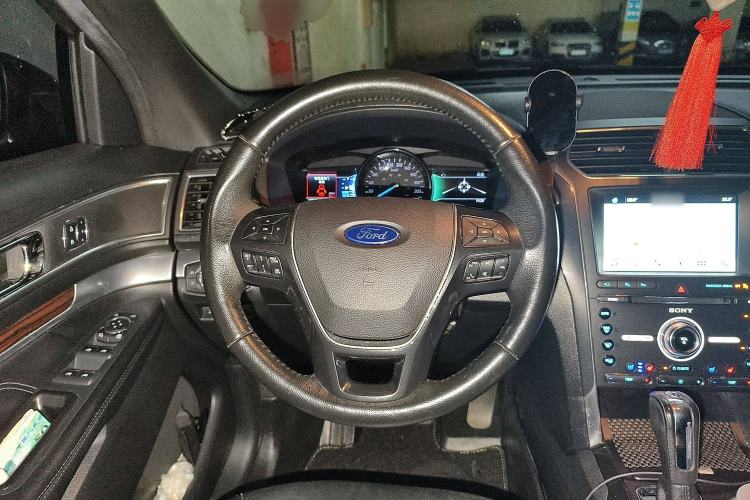 Used Ford Explorer 2016 2.3T Elite Edition
