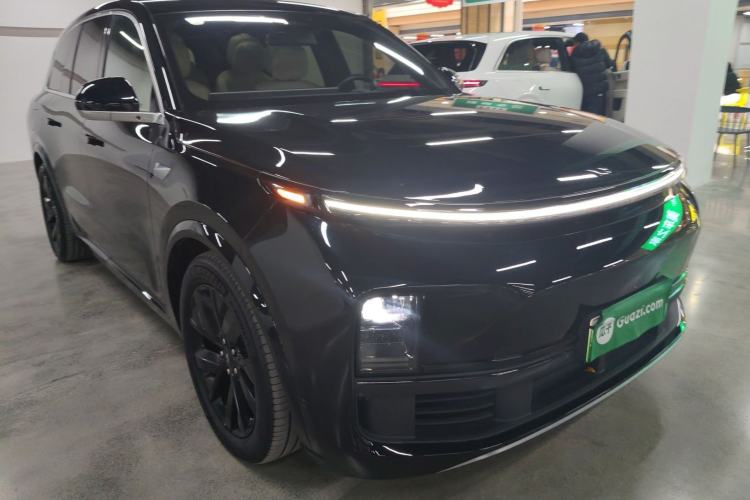 Used Li Auto L8 2023 Pro Model
