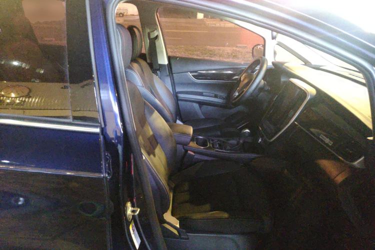 Used BYD Song MAX 2018 1.5T Automatic Smart Connect Elite Model with 6 Seats
