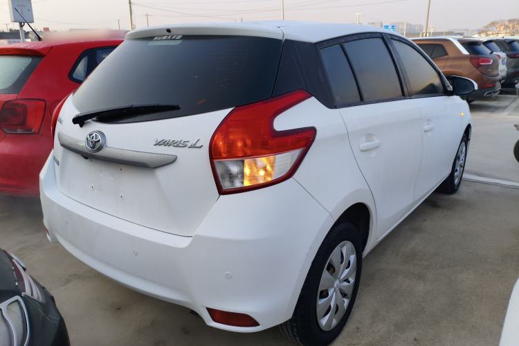Used Toyota YARiS L 2015 1.5E Automatic Charm Edition
