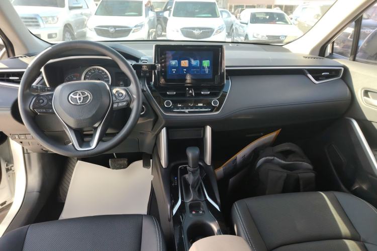 Used Toyota FRONTLANDER 2022 2.0L CVT Luxury Edition
