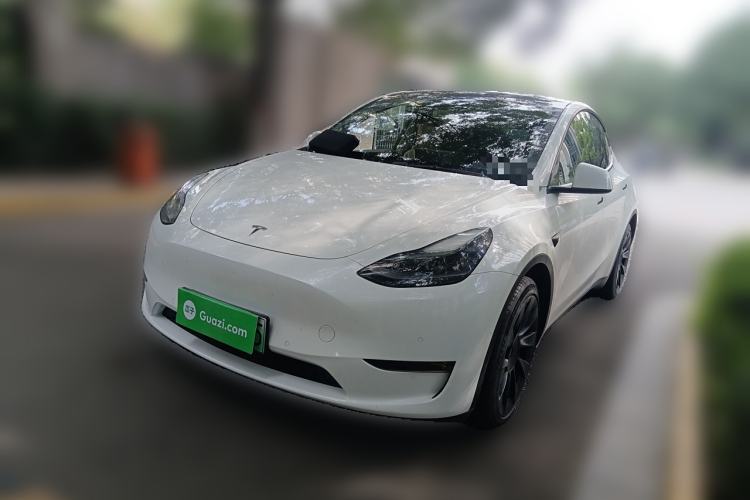 Used Tesla Model Y 2021 Long-Range All-Wheel-Drive Version
