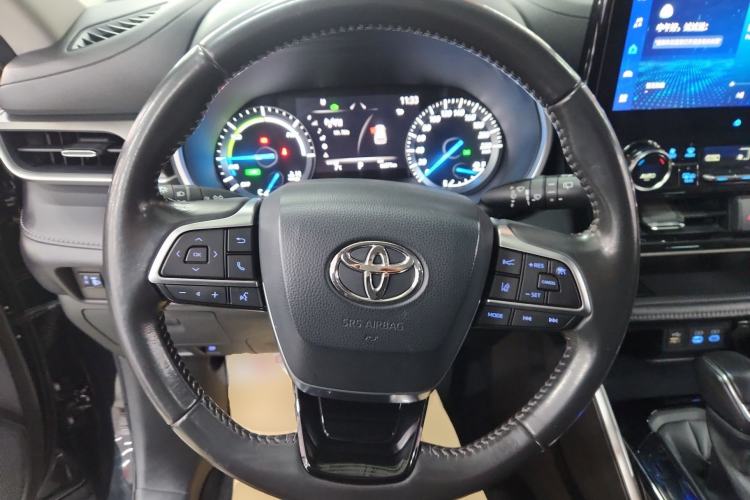 Used Toyota Highlander 2022 Dual-Engine 2.5L Four-Wheel Drive Prestige Version 7 Seats
