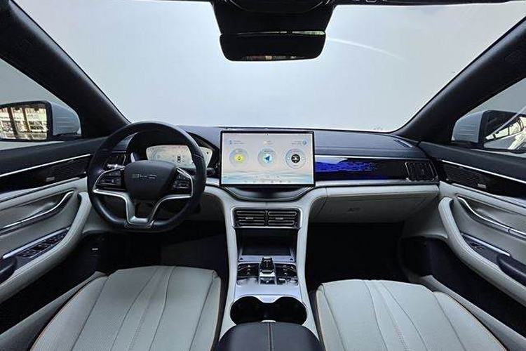 Used BYD Song PLUS New Energy 2023 Champion Edition EV 605KM Flagship PLUS
