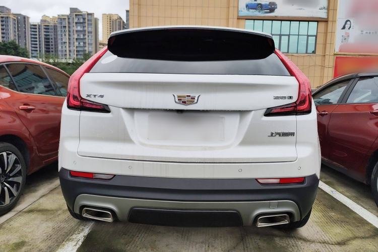 Used Cadillac XT4 2018 28T Two-Wheel Drive Leading Version
