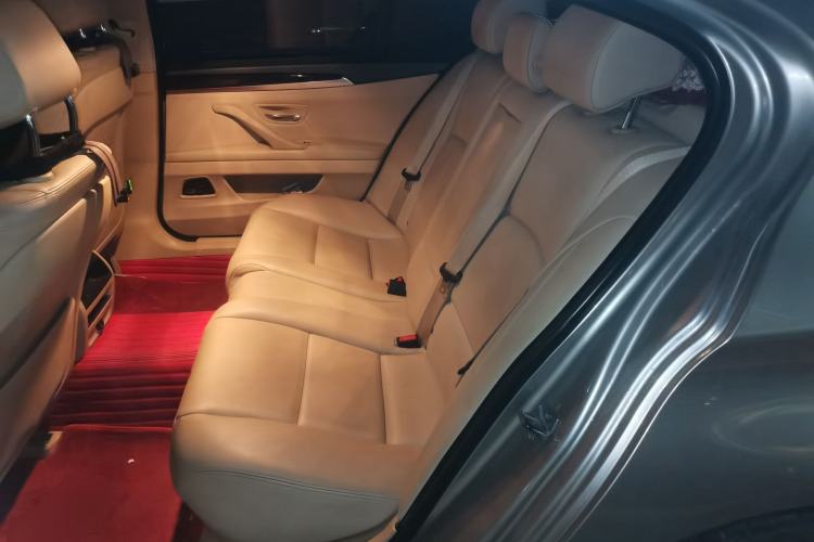 Used BMW 5 Series 2013 525Li Leading Model