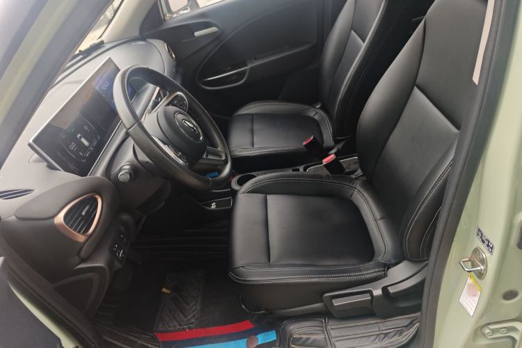 Used ORA White Cat 2022 Upgraded Model 305km Range Luxury Version Lithium-Ion Battery
