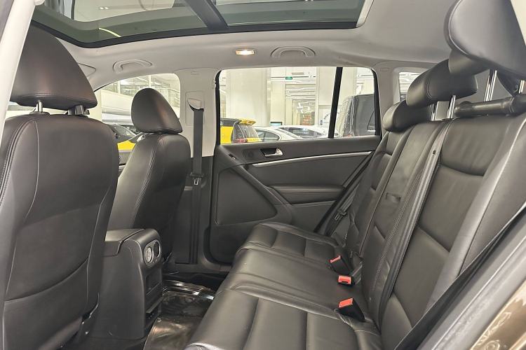 Used Volkswagen Tiguan 2013 2.0 TSI Automatic All-Wheel Drive Luxury Edition
